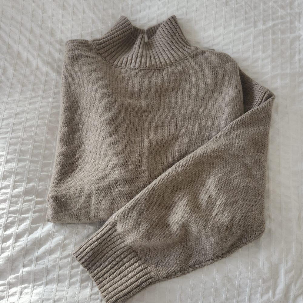 H&M | Tan Brown Mock Turtleneck Side Slits Oversized Sweater